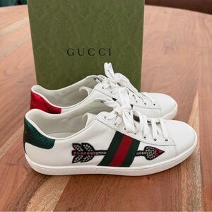Gucci Ace Sneaker - Embellished arrow - size 38